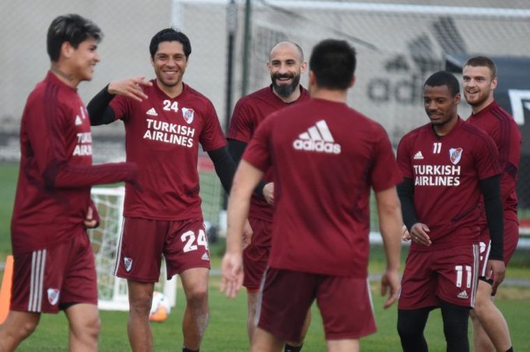 Los jugadores de River permanecerán en el predio de Ezeiza todo el fin de semana.