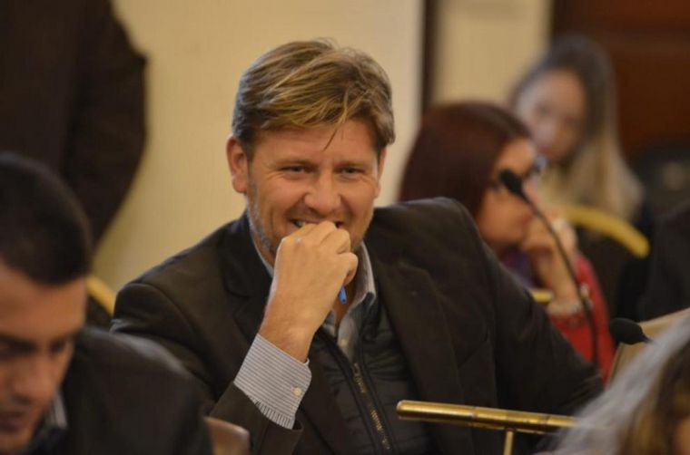 Bértoli fue concejal de Paraná por el Frente para la Victoria.