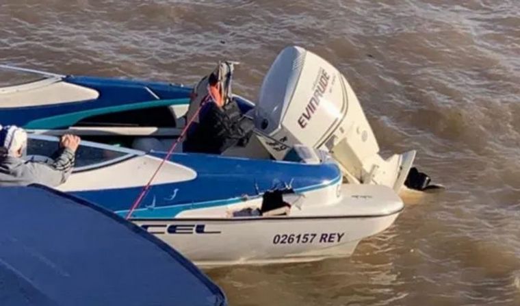 Impactante choque en cadena de lanchas en el Río Paraná