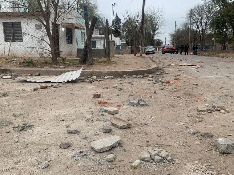 Batalla campal en barrio Argüello Lourdes, al noroeste de Córdoba capital.