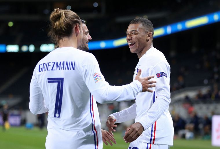 Mbappé le dio la victoria a Francia por 1-0 ante Suecia.