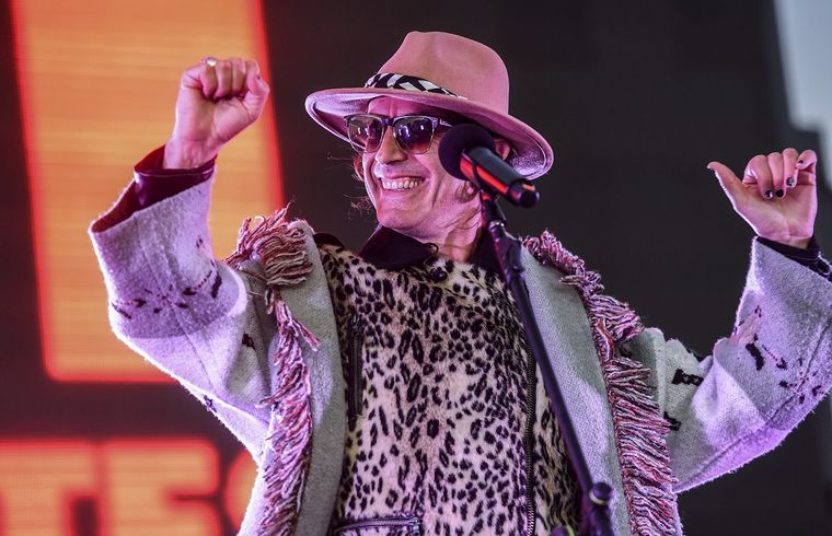 Emocionante regreso de los shows en vivo a través de un autoconcierto.