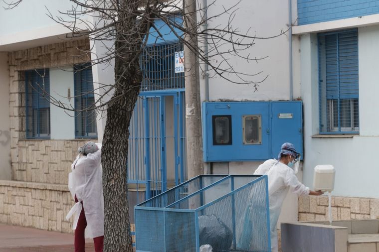 Al menos cinco positivos en un geriátrico de barrio Pueyrredón.