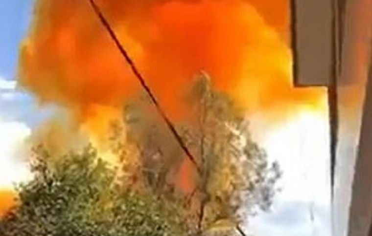 El propulsor falló y el cohete cayó cerca de una escuela.