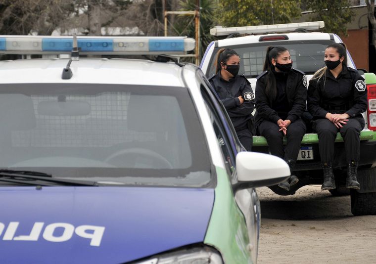 La policía bonaerense lleva tres días manifestándose.