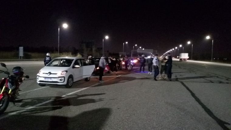 Pescadores y deportistas náuticos protestaron en Córdoba por ingresos a localidades.