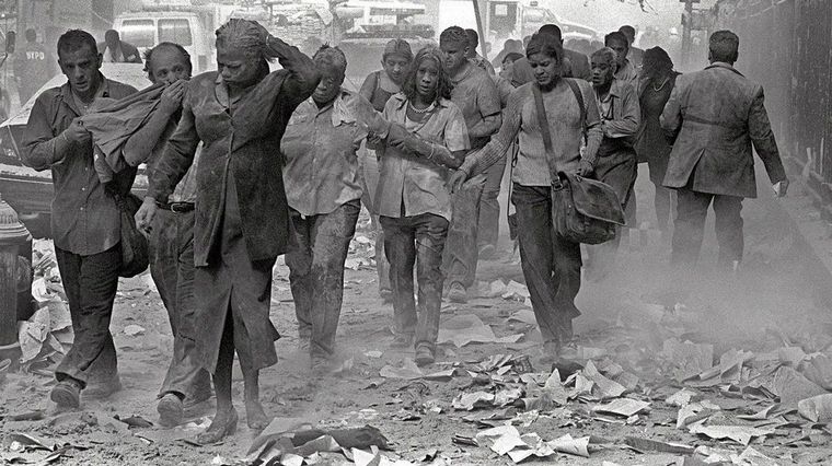 11S: imágenes impactantes de la caída de las Torres Gemelas