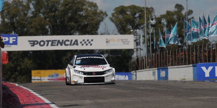 El Súper TC2000 con sus nuevos autos, arranca este fin de semana en Buenos Aires.