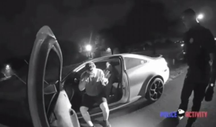 Estados Unidos: Asesinan a policía en un control.