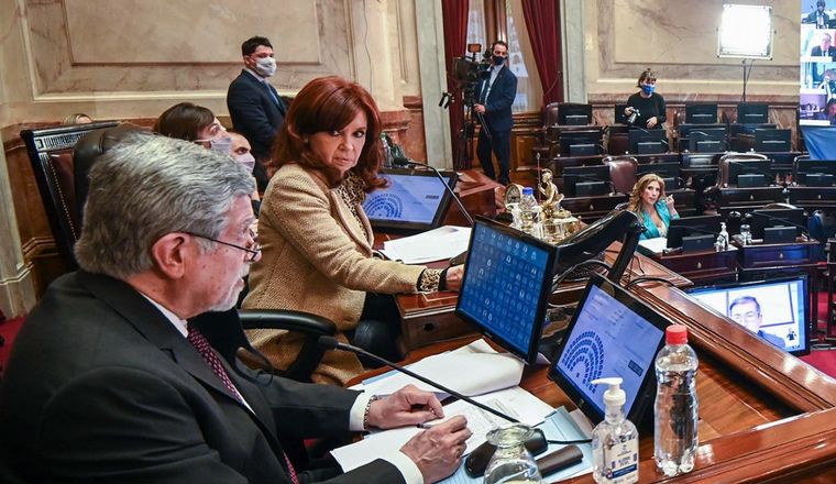  Nuevo entredicho de Cristina con la oposición.