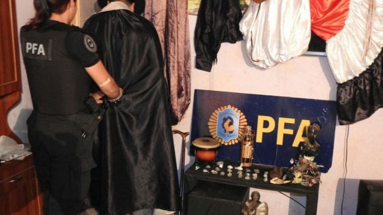 El pai umbanda fue detenido este miércoles por haber abusado de su hijastra.