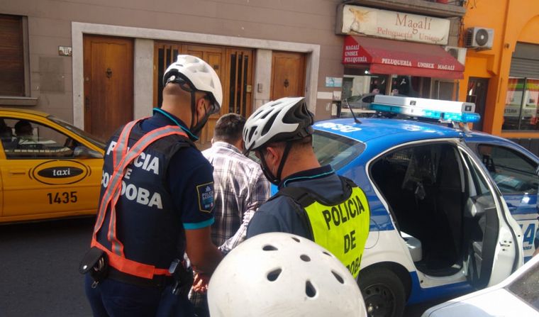 Atraparon a ladrón en colectivo.