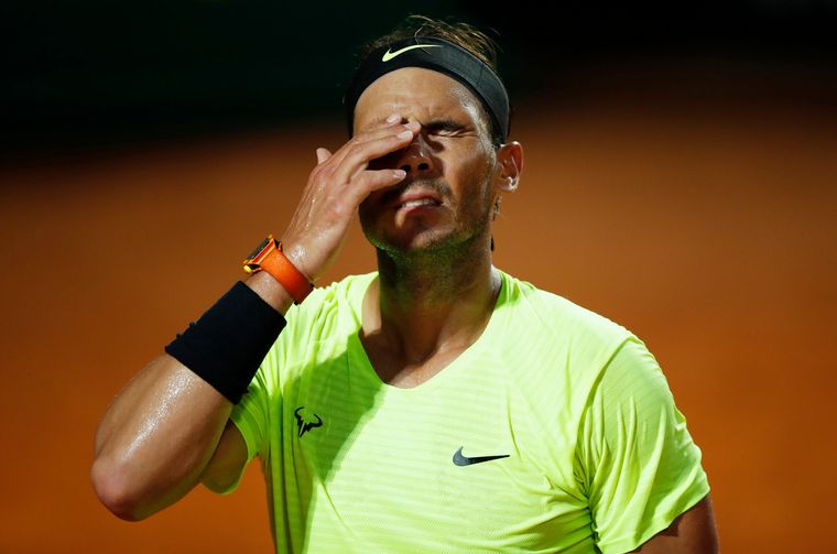 Tras más de dos horas de juego, Nadal cayó ante el argentino.