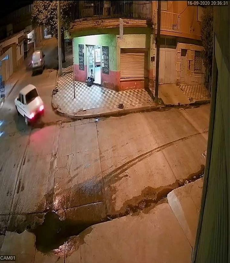 Murió el enfermero atropellado por un auto que se fugó