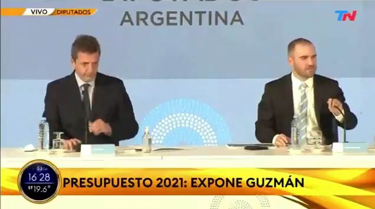 Sucedió instantes previos de iniciar su presentación del proyecto de Presupuesto 2021