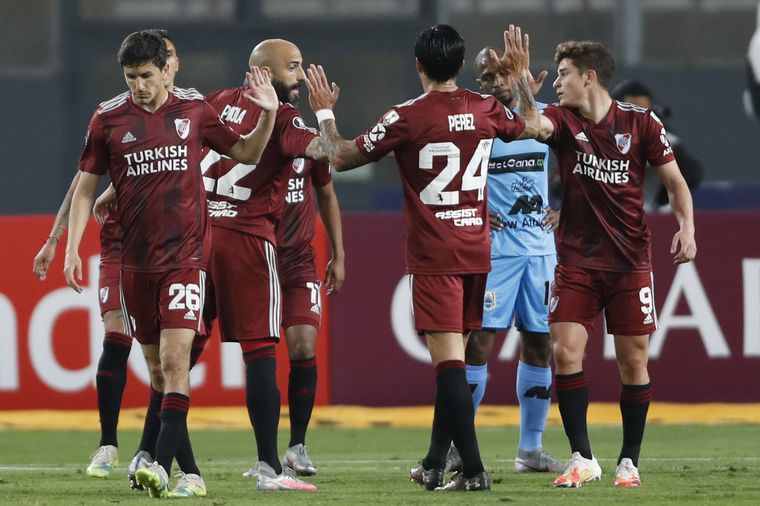 River fue una máquina y goleó en Perú.