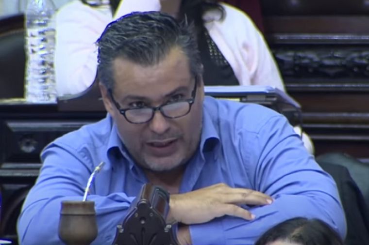 El Frente de Todos de Salta expulsó al diputado Ameri del partido y pidió su renuncia