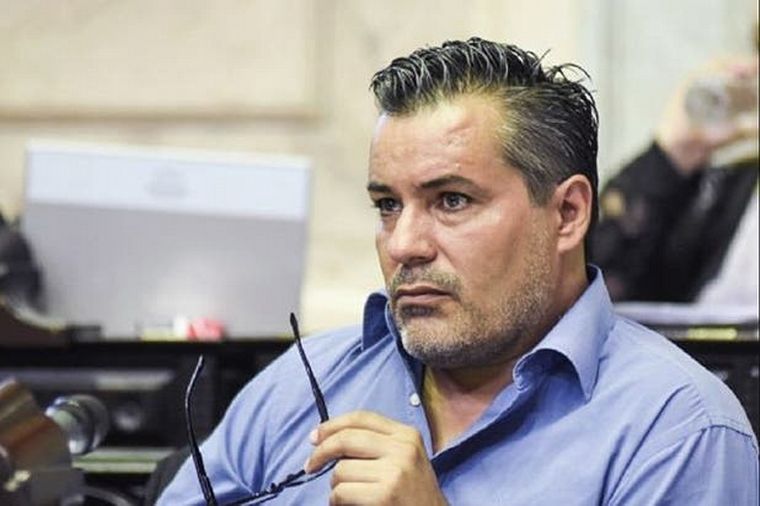 El diputado Ameri pidió perdón