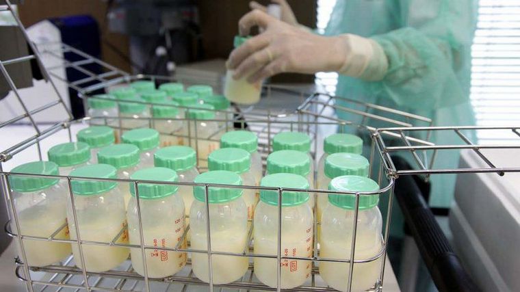 Revelan que la leche materna podría matar las cepas del coronavirus.