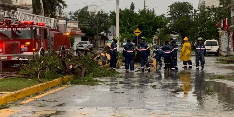 Imágenes y videos impactantes del huracán Delta en México.