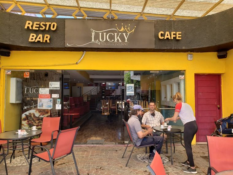 En Salsipuedes, Bares y restaurantes abrieron sus puertas.