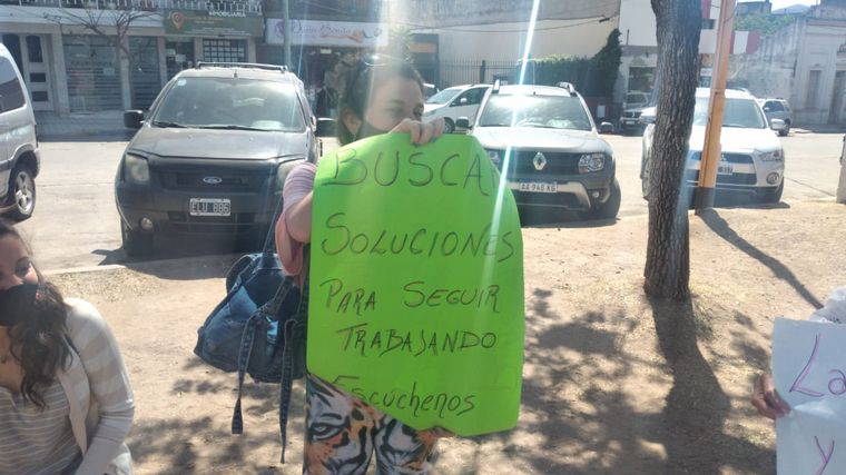 Protesta en Cosquín por las restricciones