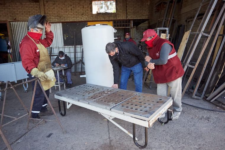 Reparan gratis camas y camillas para hospital de Mendoza