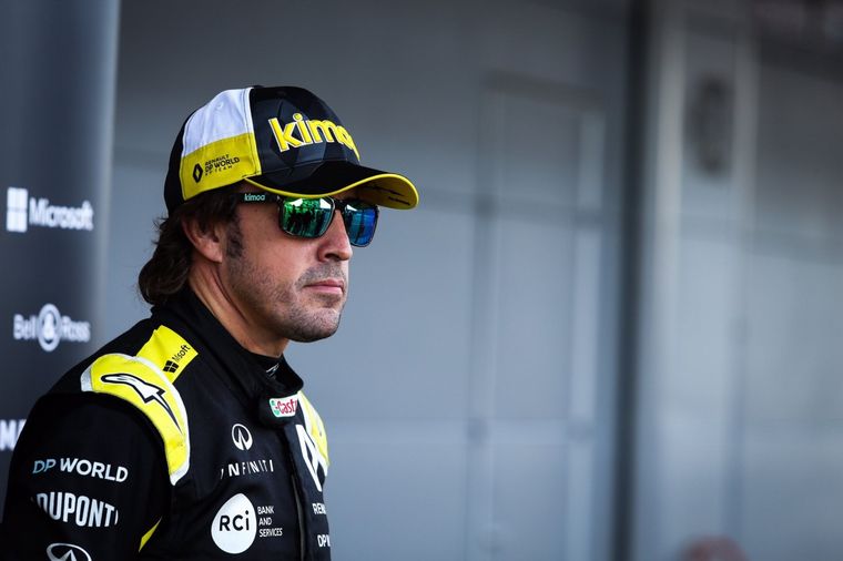 Y un día, regresó: Fernando Alonso ya prueba otra vez un F1