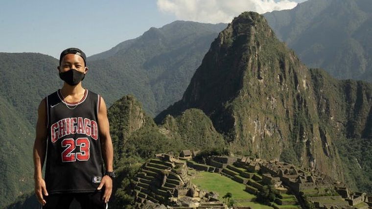 El joven logró conseguir un permiso especial para visitar el Machu Picchu.