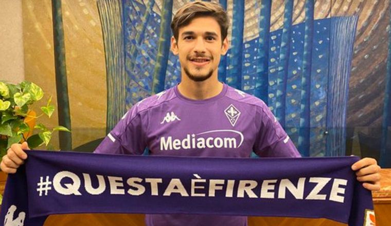 Lucas Martínez Quarta ya es jugador de la Fiore.