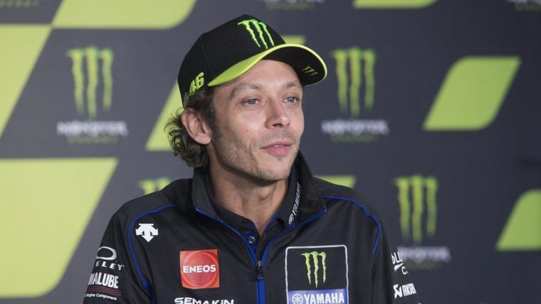 Valentino Rossi tiene coronavirus y no corre el domingo en Aragón