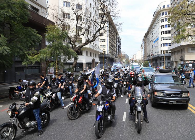 FOTO: Hugo Moyano respaldó al Gobierno en el Día de la Lealtad.