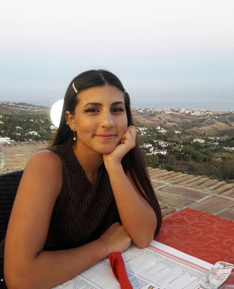 La joven bailarina, de 22 años, viajó a España por sus sueños.