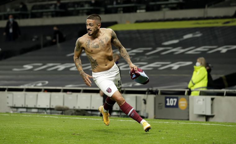 Lanzini marcó un golazo para el empate agónico del West Ham ante el Tottenham.