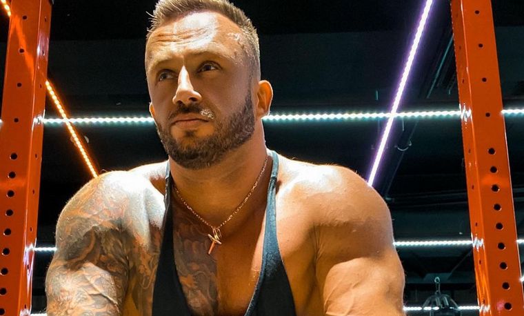  Dmitry Stuzhuk era un influencer ucraniano dedicado al fitness