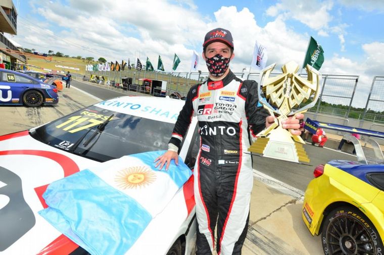 Con orgullo y felicidad vivió Matías Rossi su primer podio en Brasil