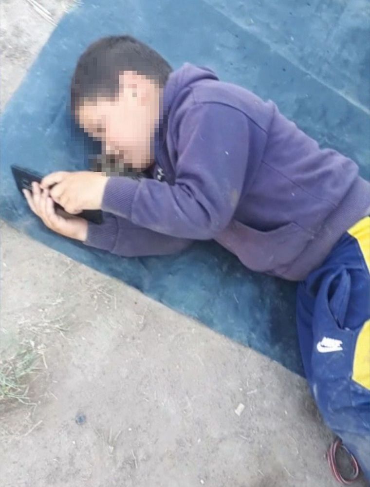 La familia lleva 17 días durmiendo a la intemperie.