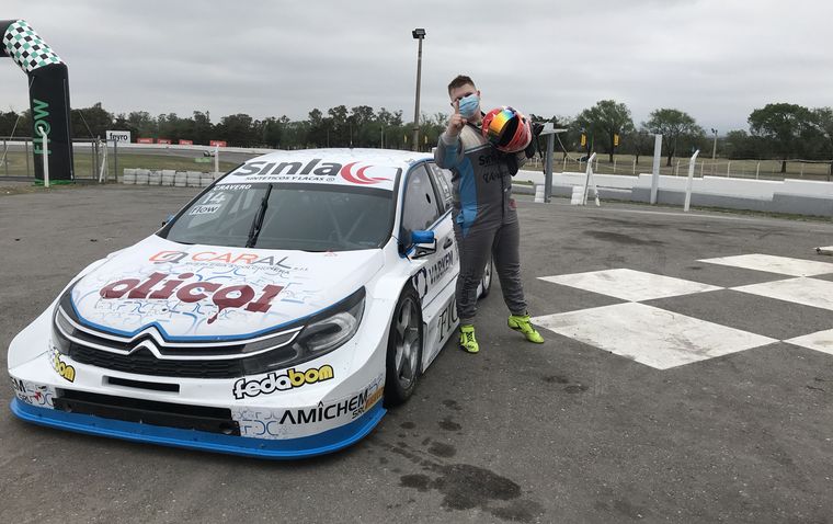 Matías Cravero y su C4 en el Cabalén, tras marcar el "1".