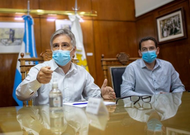 Llaryora solicitó a Provincia la apertura de comercios