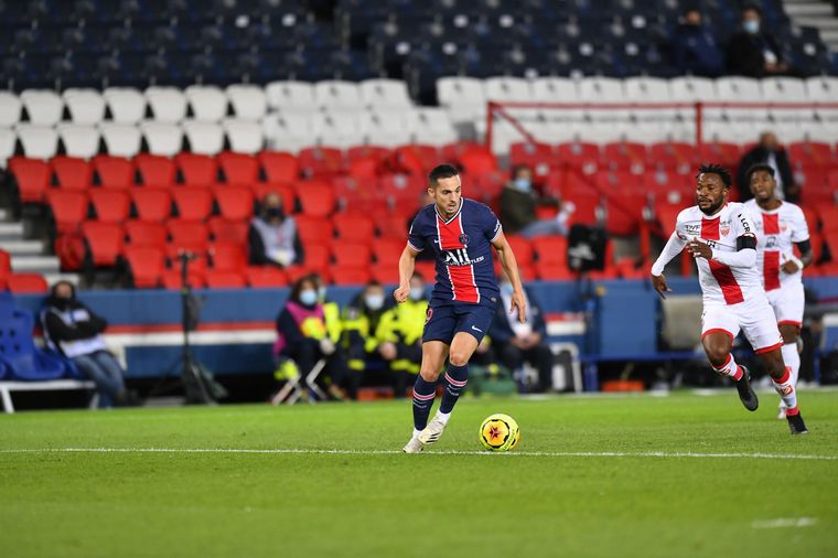 PSG goleó por 4-0 a Dijon con goles de Kean y Mbappé.