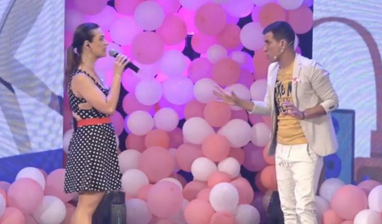 La conducción está a cargo de Gabriela Tessio y Luis Muñoz.