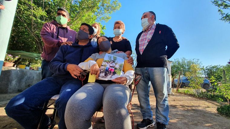 Conmoción en Paso Viejo por el crimen de Joaquín Paredes.