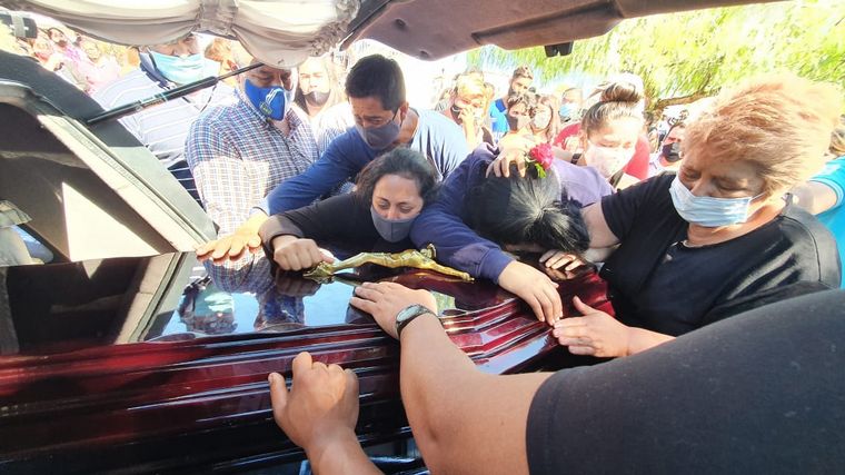 Gran dolor en Paso Viejo por el asesinato de un adolescente en manos de la Policía.