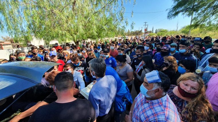 Gran dolor en Paso Viejo por el asesinato de un adolescente en manos de la Policía.