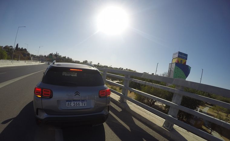 Una SUV con gran volumen del  baúl (de 580 a 720 L).