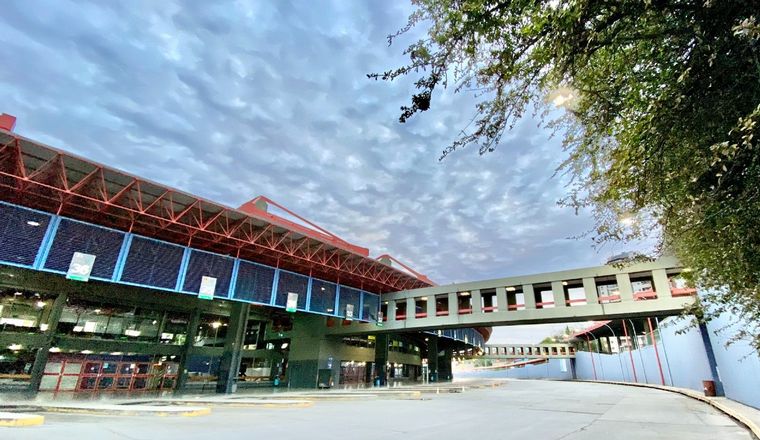 Terminal de Córdoba desolada.