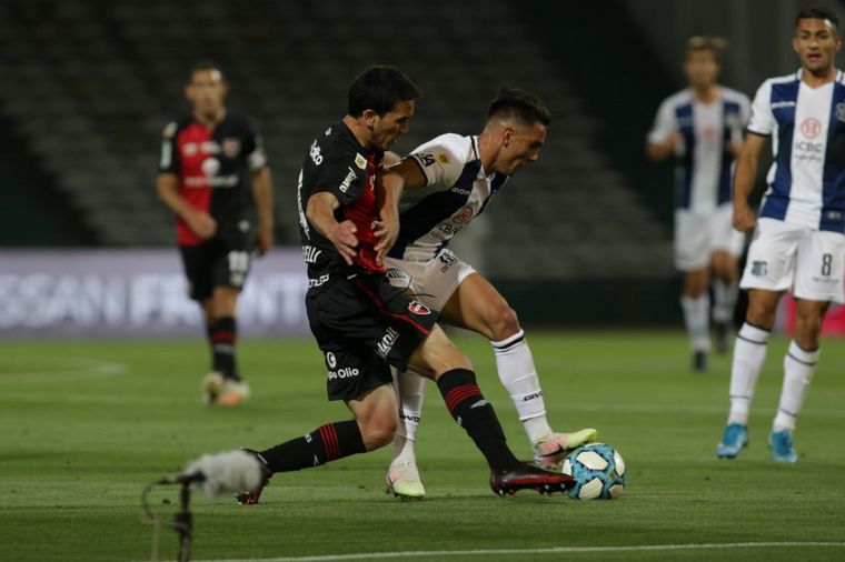 El fútbol volvió este viernes de la mano de Talleres y Newell's en el Kempes.