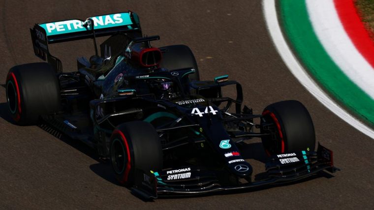 Hamilton encabeza el ensayo del regreso de la F1 a Imola