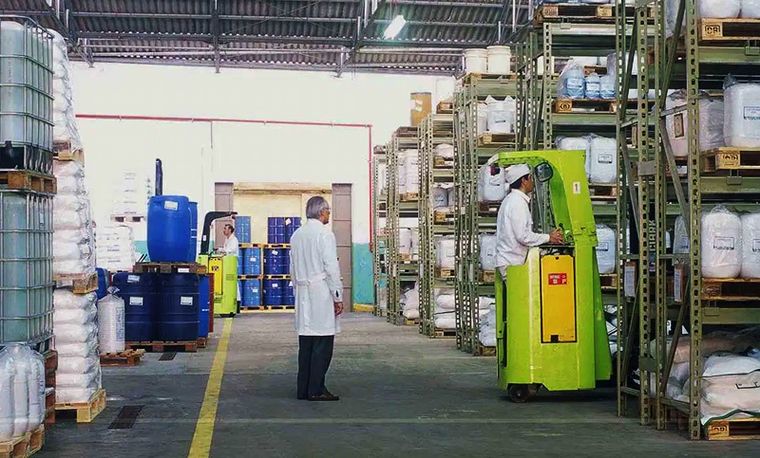 52,5% de aumento para los operarios químicos.