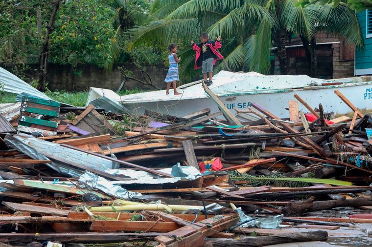 FOTO: Decenas de muertos dejó el paso del huracán Eta por Centroamérica (Foto: AFP).